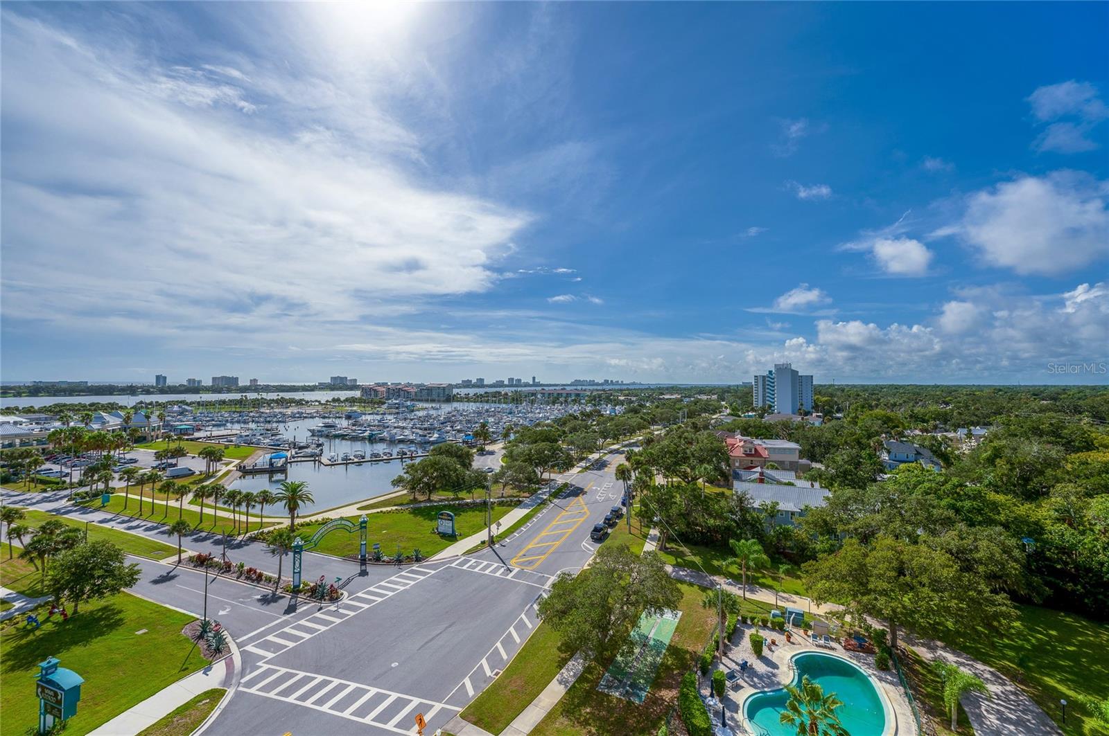 LANDMARK CONDO - Residential