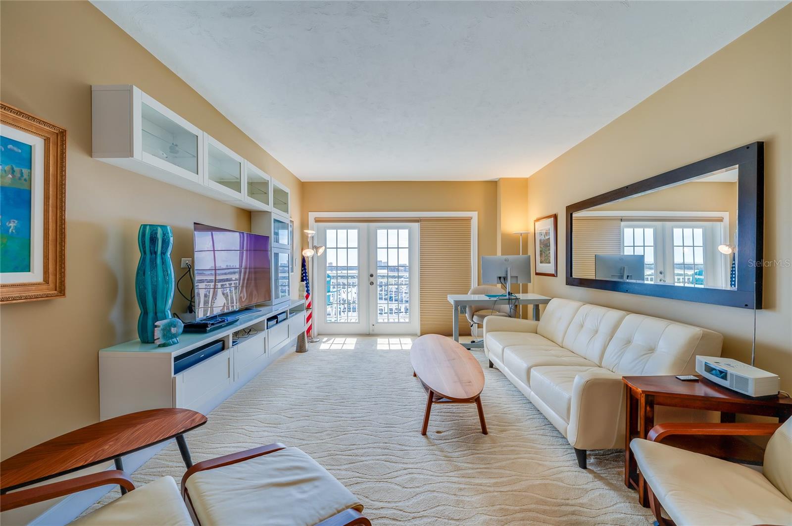 LANDMARK CONDO - Residential