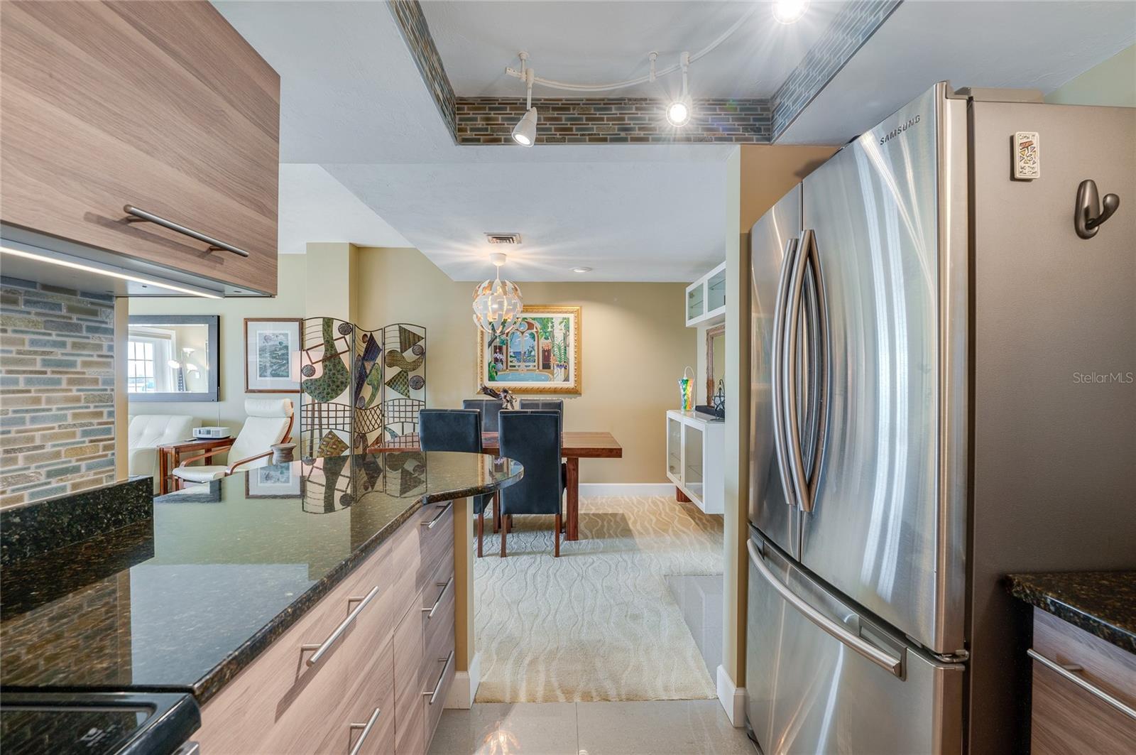 LANDMARK CONDO - Residential