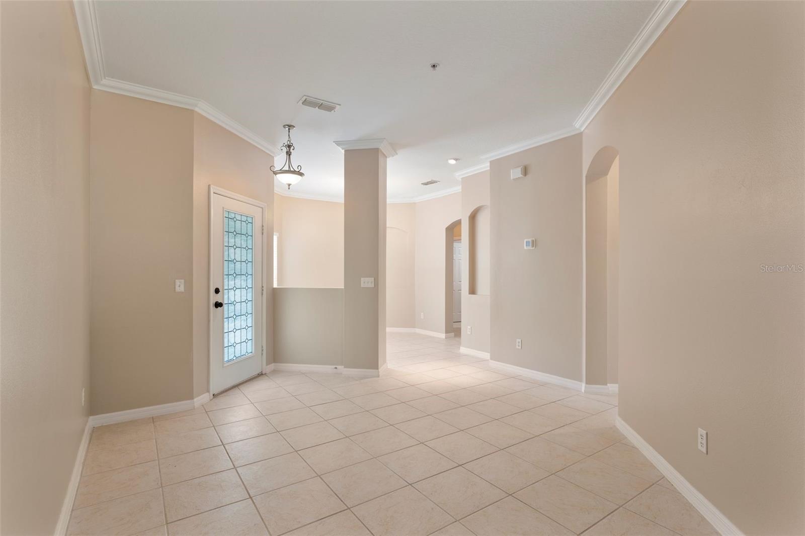 CRESTWOOD HEIGHTS - Residential