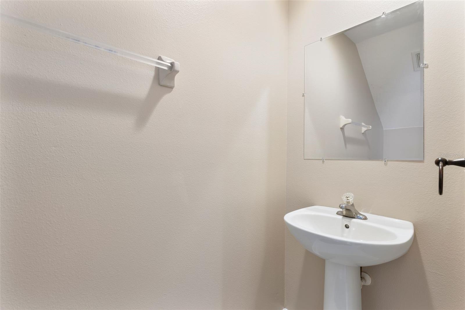 CRESTWOOD HEIGHTS - Residential