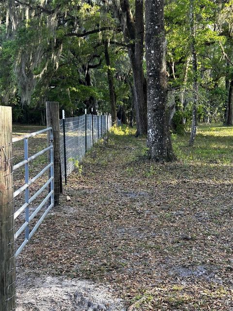 A home in BROOKSVILLE