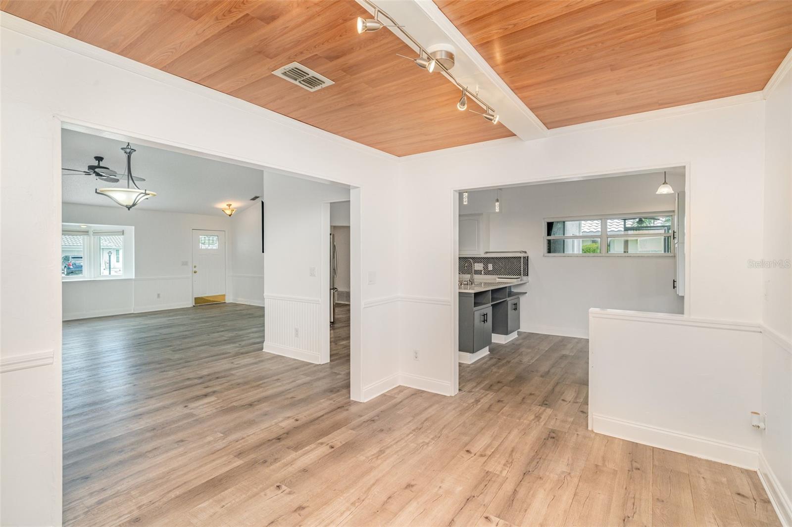 SUN CITY CENTER UNIT 52 - Residential