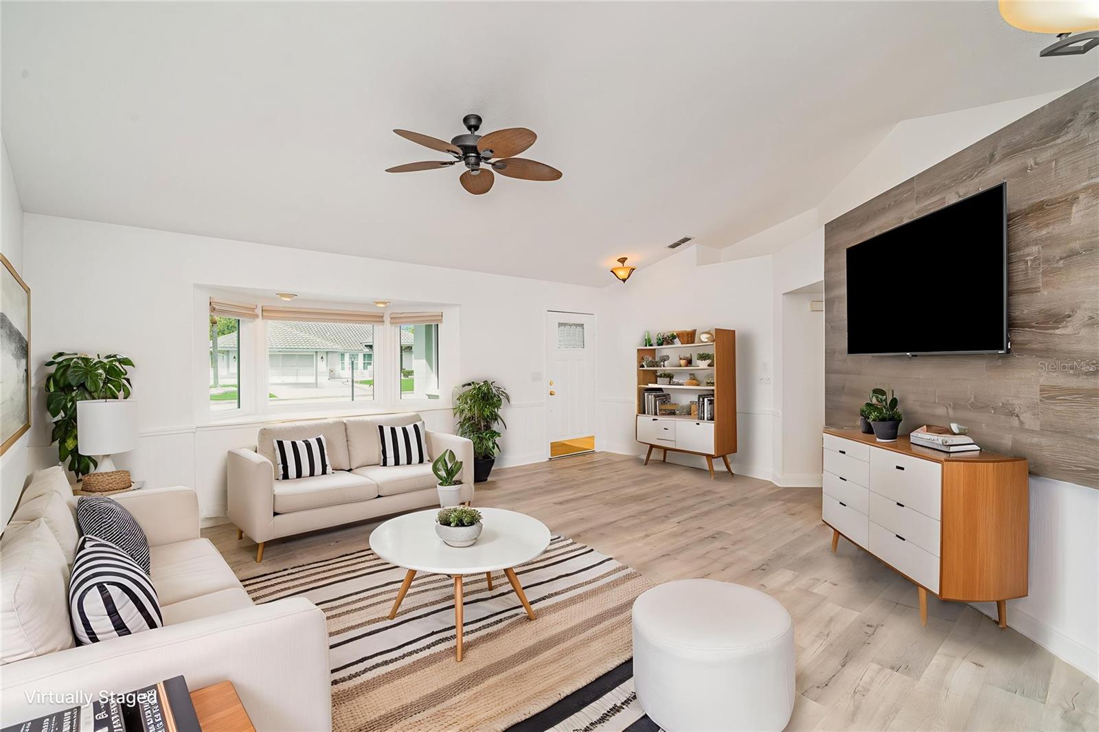 SUN CITY CENTER UNIT 52 - Residential