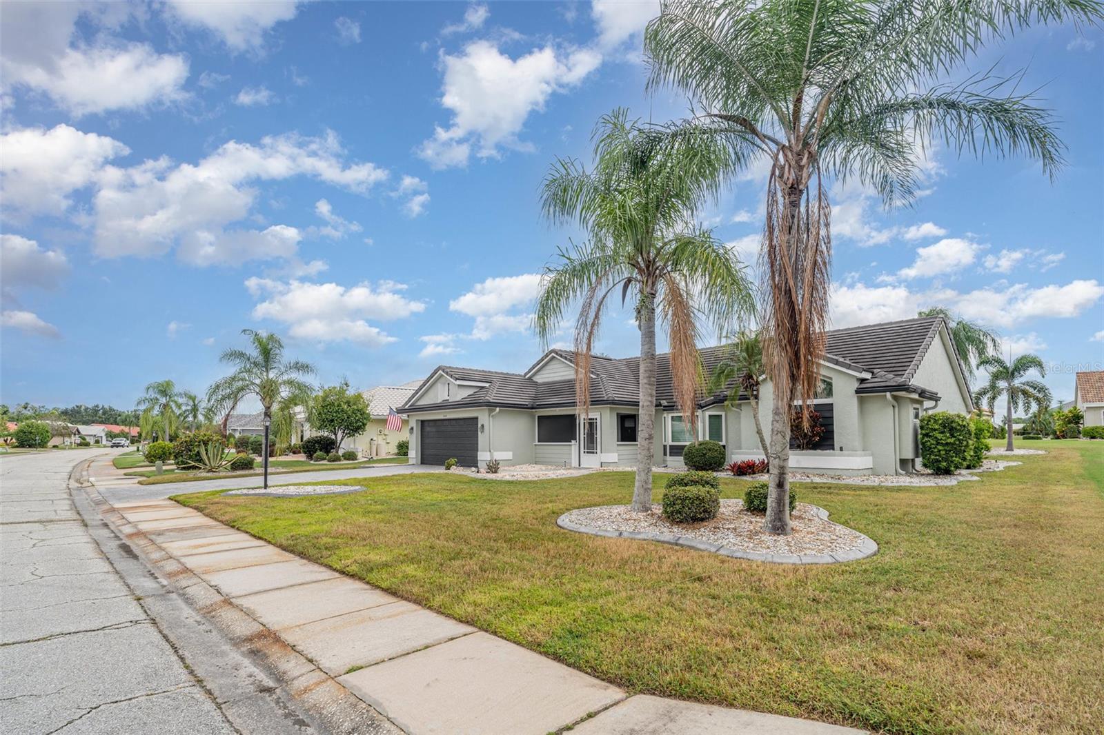 SUN CITY CENTER UNIT 52 - Residential