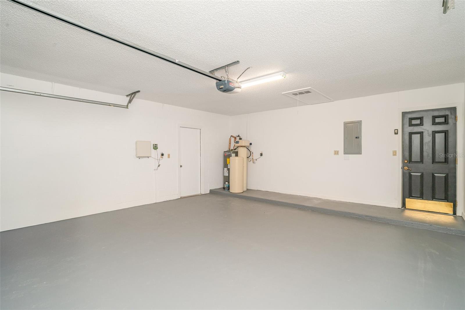 SUN CITY CENTER UNIT 52 - Residential