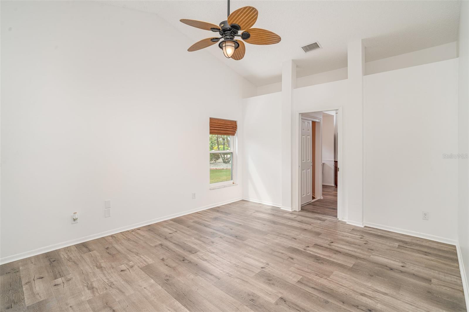 SUN CITY CENTER UNIT 52 - Residential