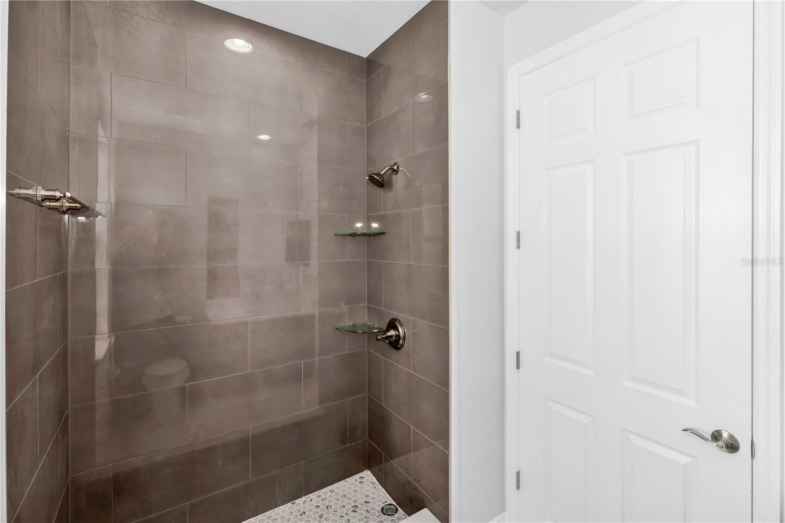 RETREAT AT WEKIVA - PH 2 - Residential