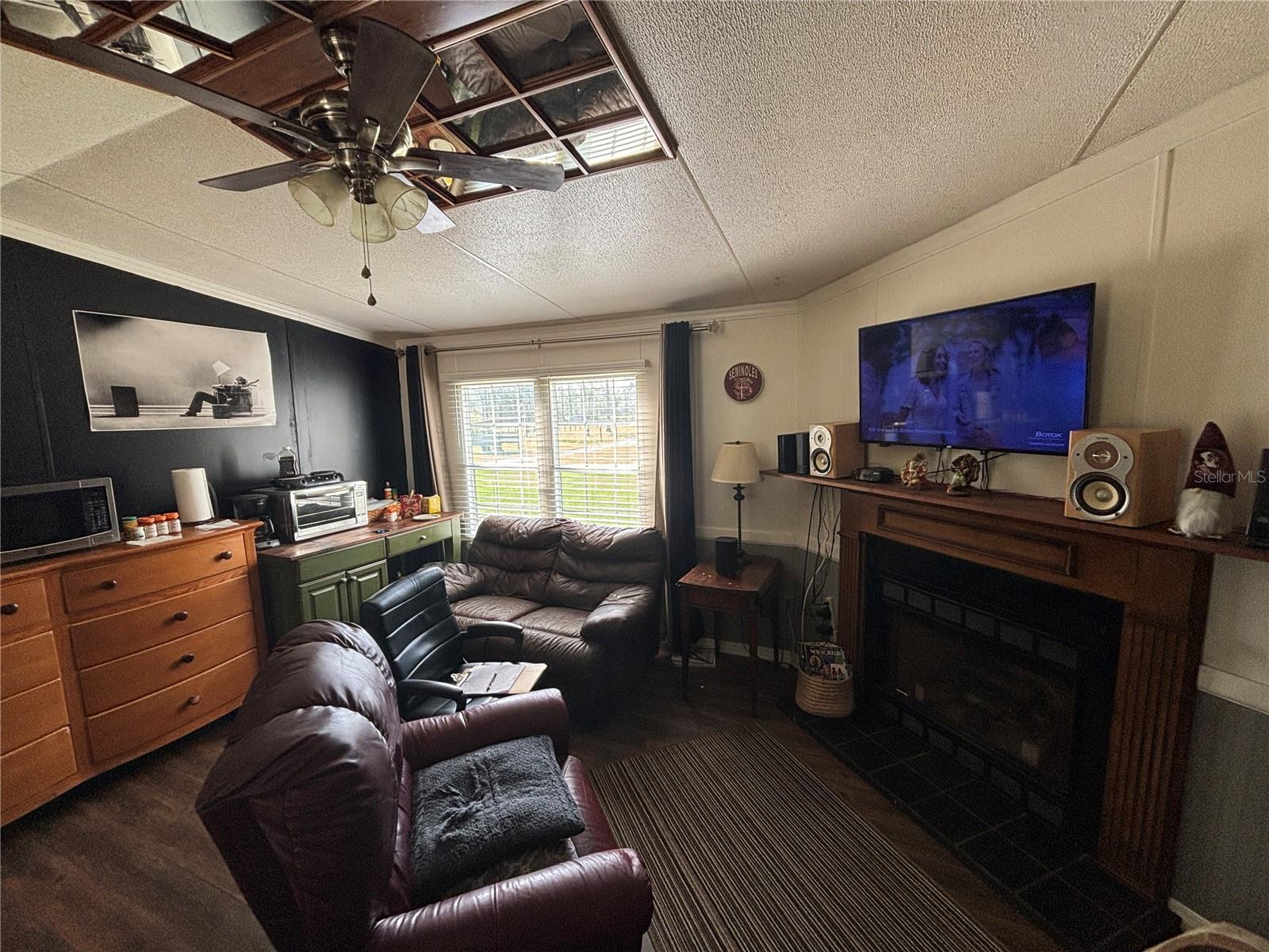 SOTHERDEN ACRES - Residential