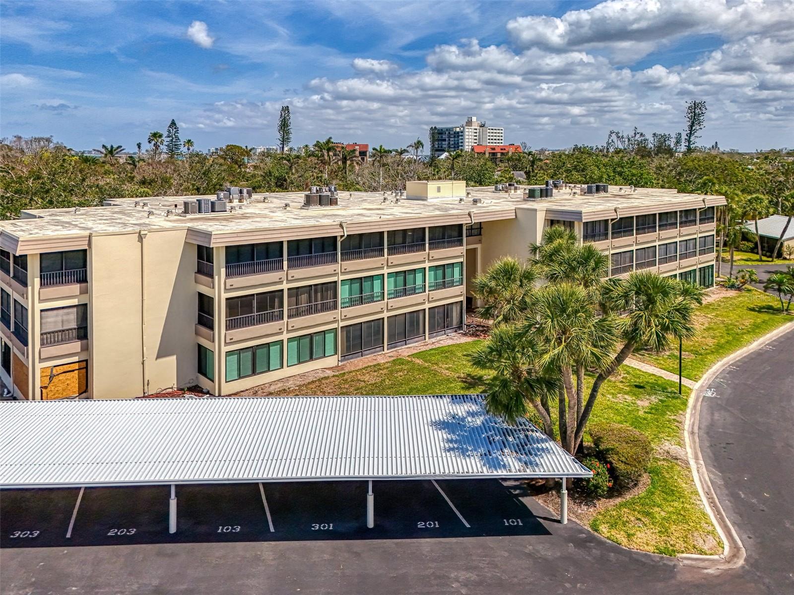 225 HOURGLASS WAY 101