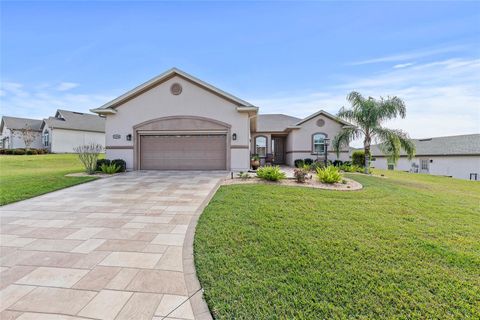 A home in SUMMERFIELD