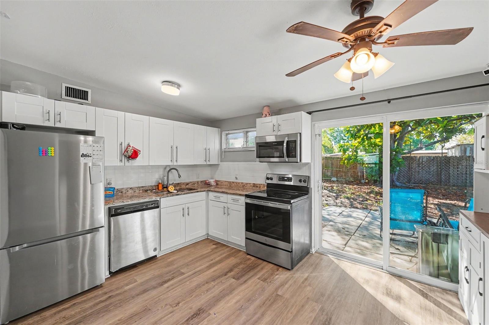 CRESTRIDGE 6TH ADD - Residential