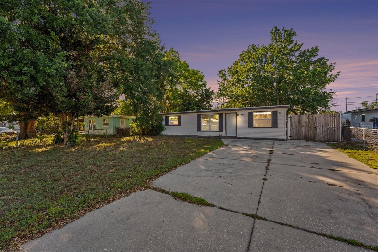 CRESTRIDGE 6TH ADD - Residential