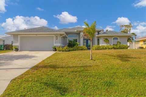 A home in PORT CHARLOTTE