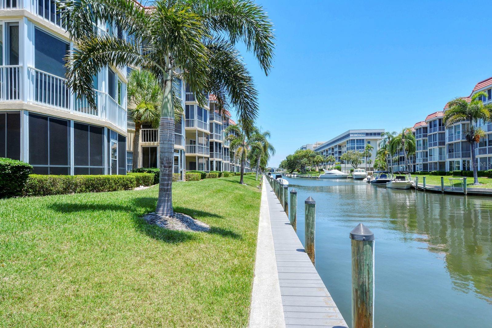 SIESTA HARBOR I - Residential