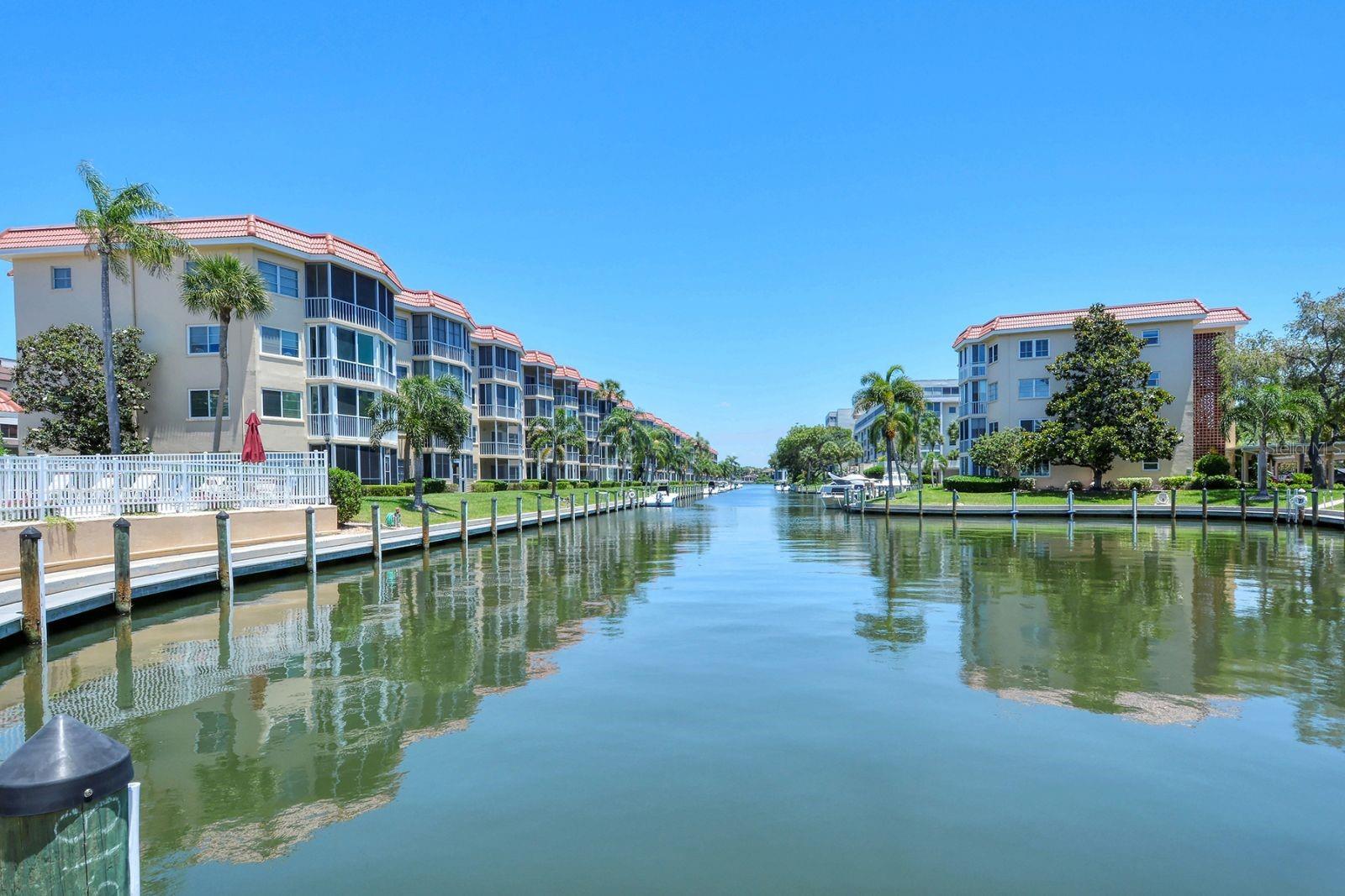 SIESTA HARBOR I - Residential