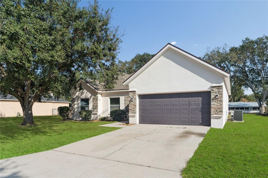 Photo of 4033 Buttonbush Circle, Lakeland, FL 33811 (MLS # O6365634)