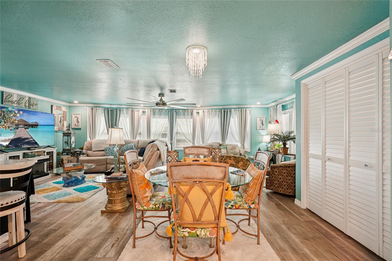 KINGS GATE CLUB MHP - Residential