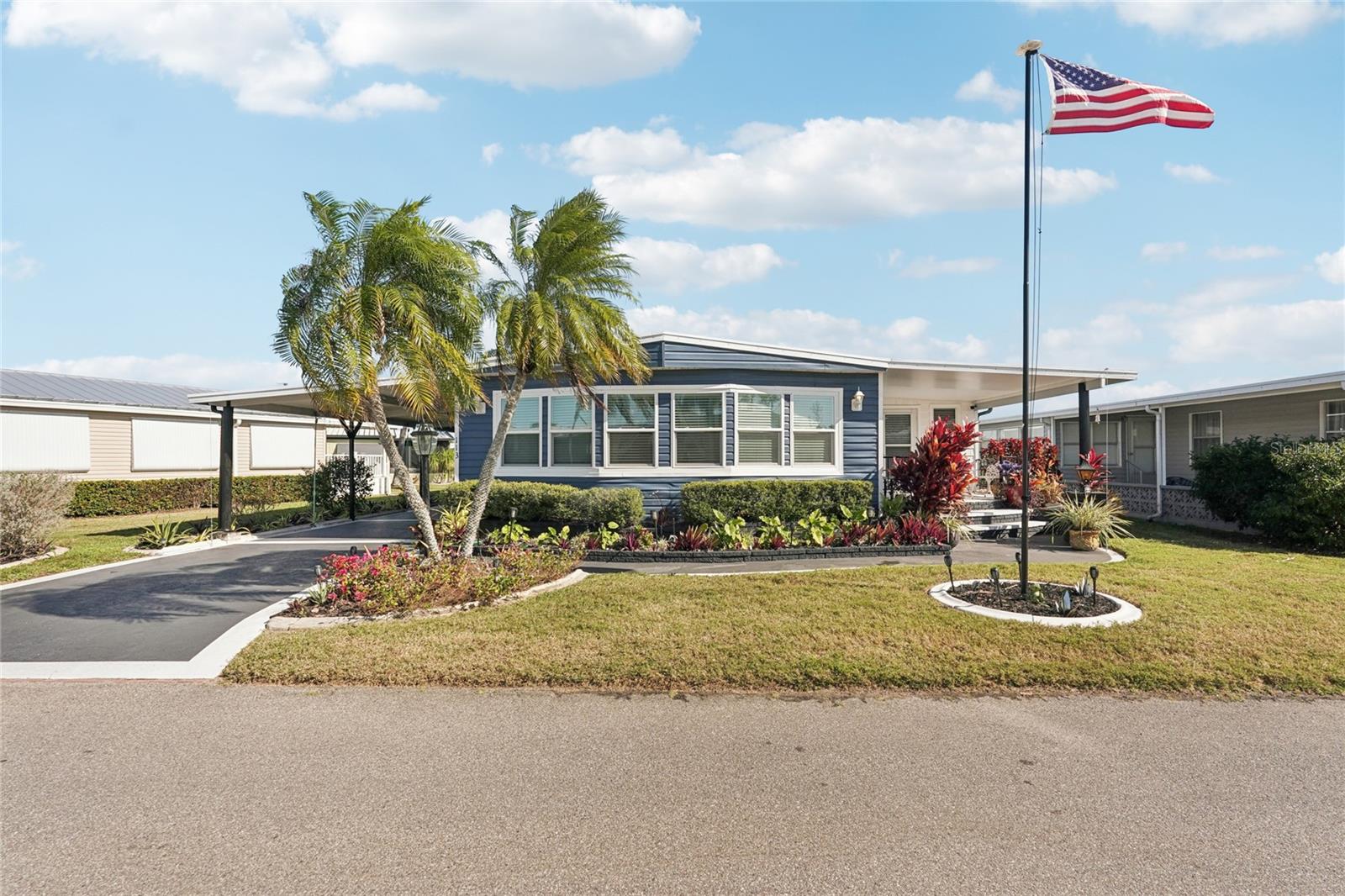 KINGS GATE CLUB MHP - Residential