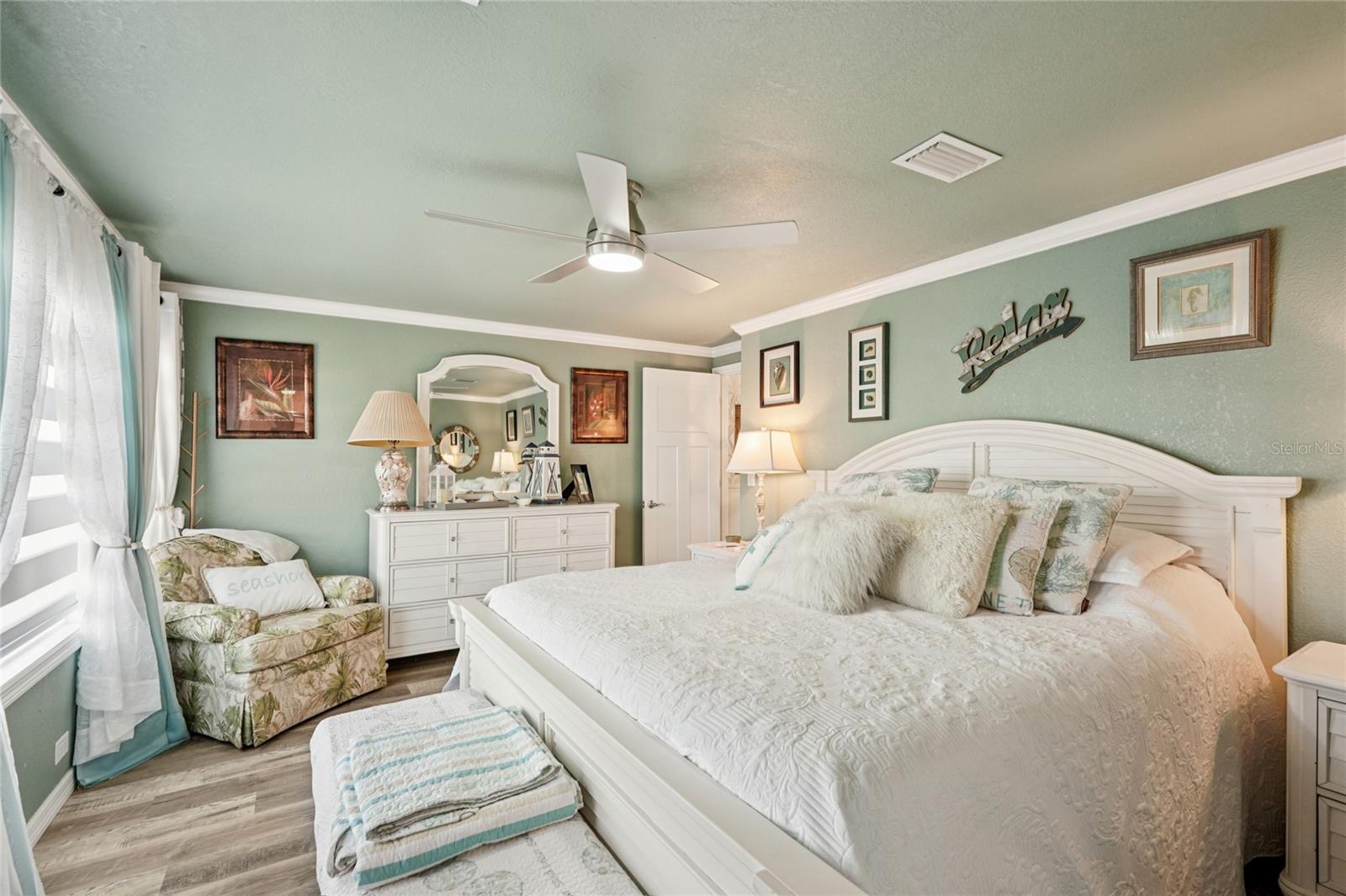 KINGS GATE CLUB MHP - Residential