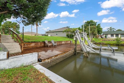 A home in PALM COAST