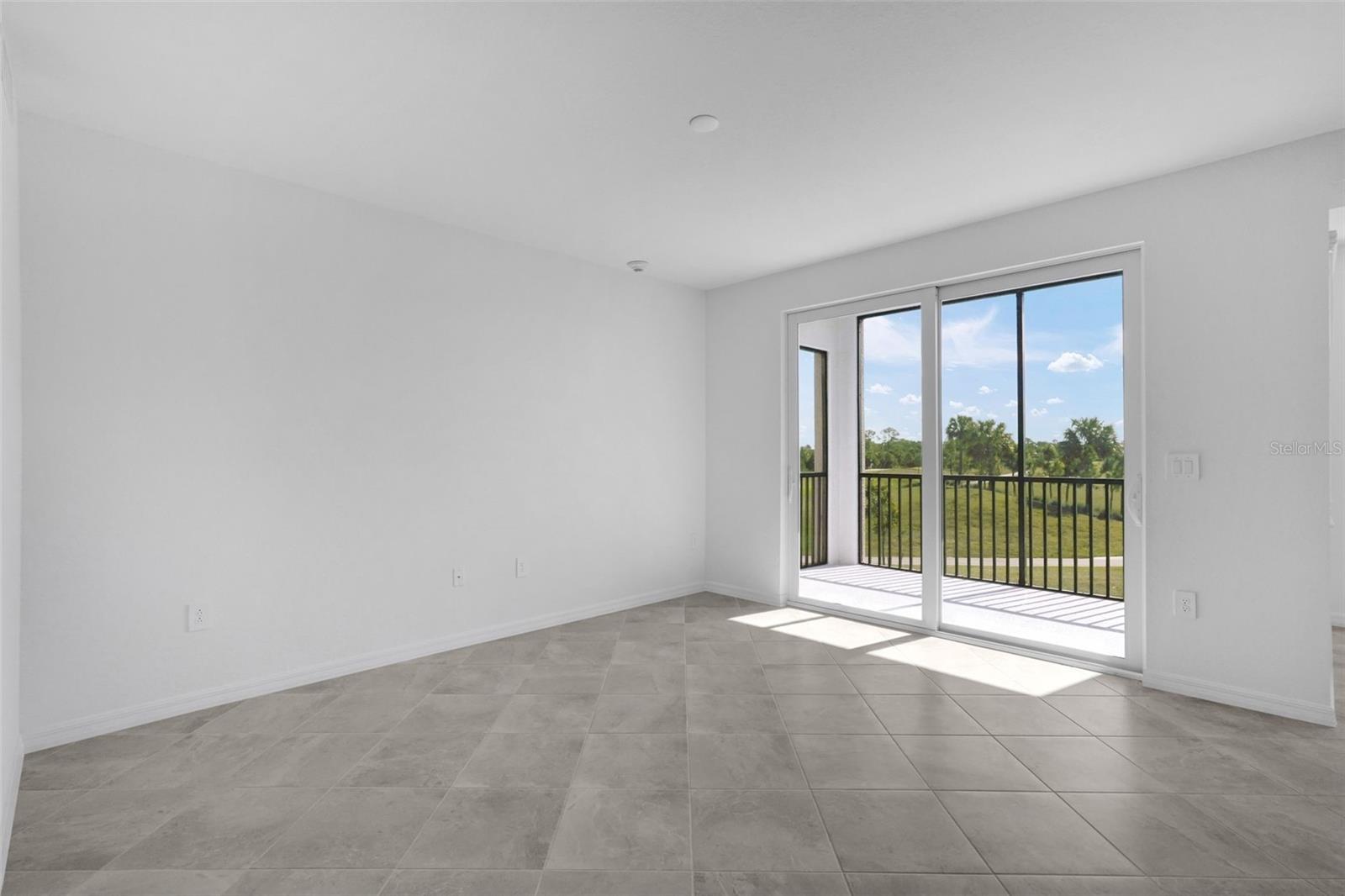 WELLEN PARK GOLF & COUNTRY CLUB - Residential