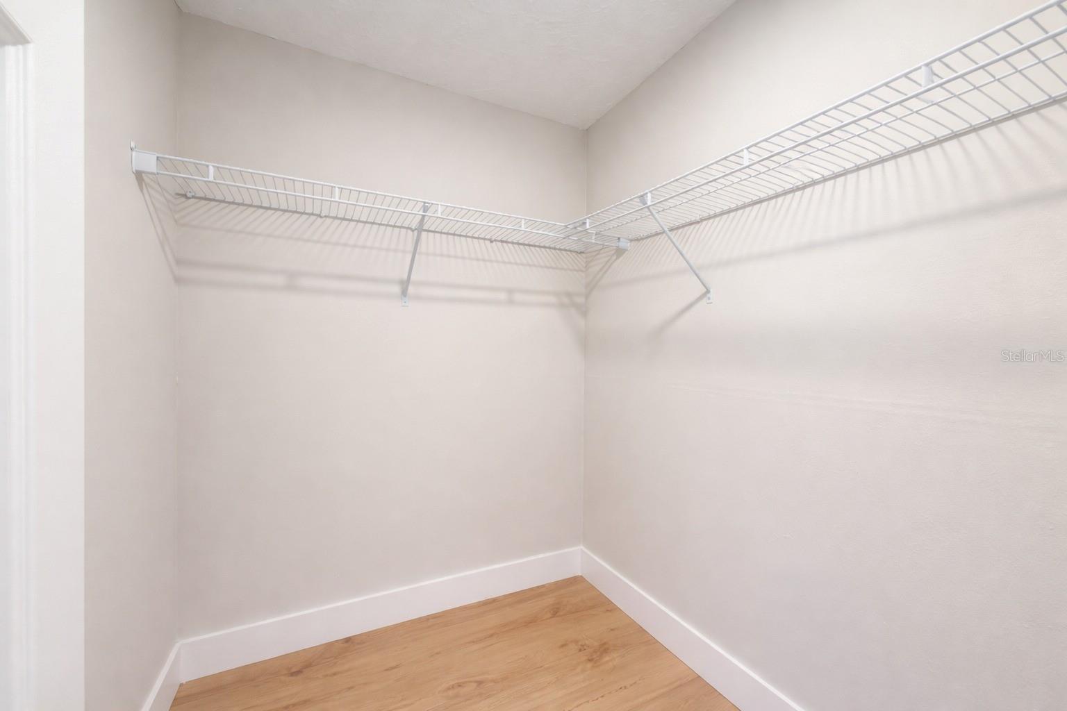 ERROL ESTATE - Residential