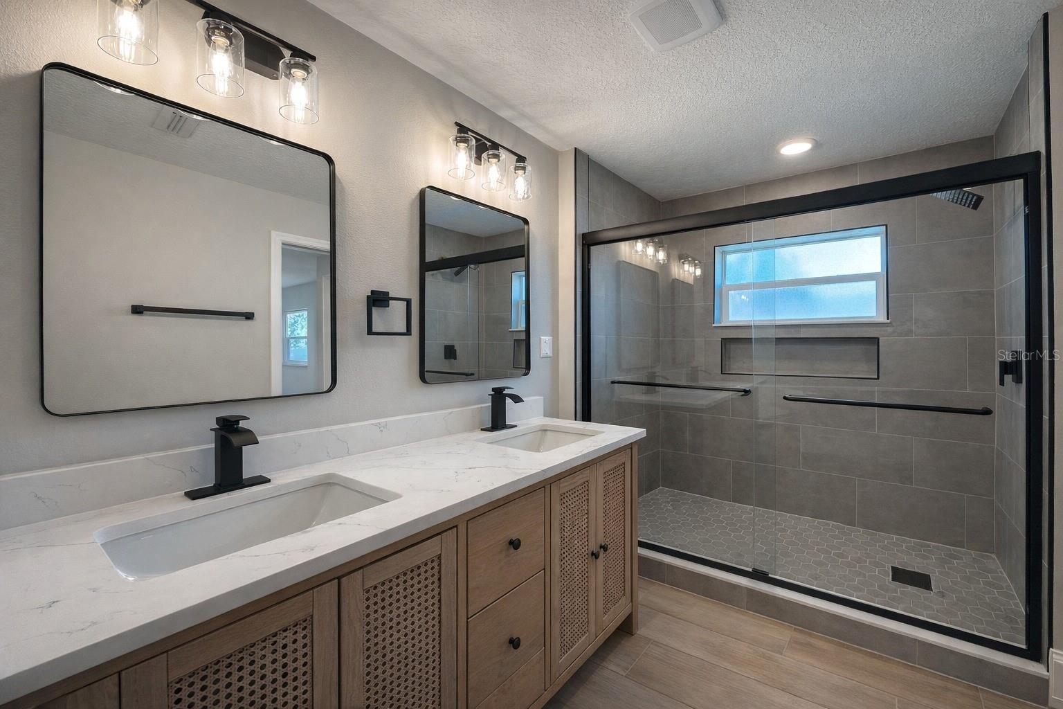 ERROL ESTATE - Residential