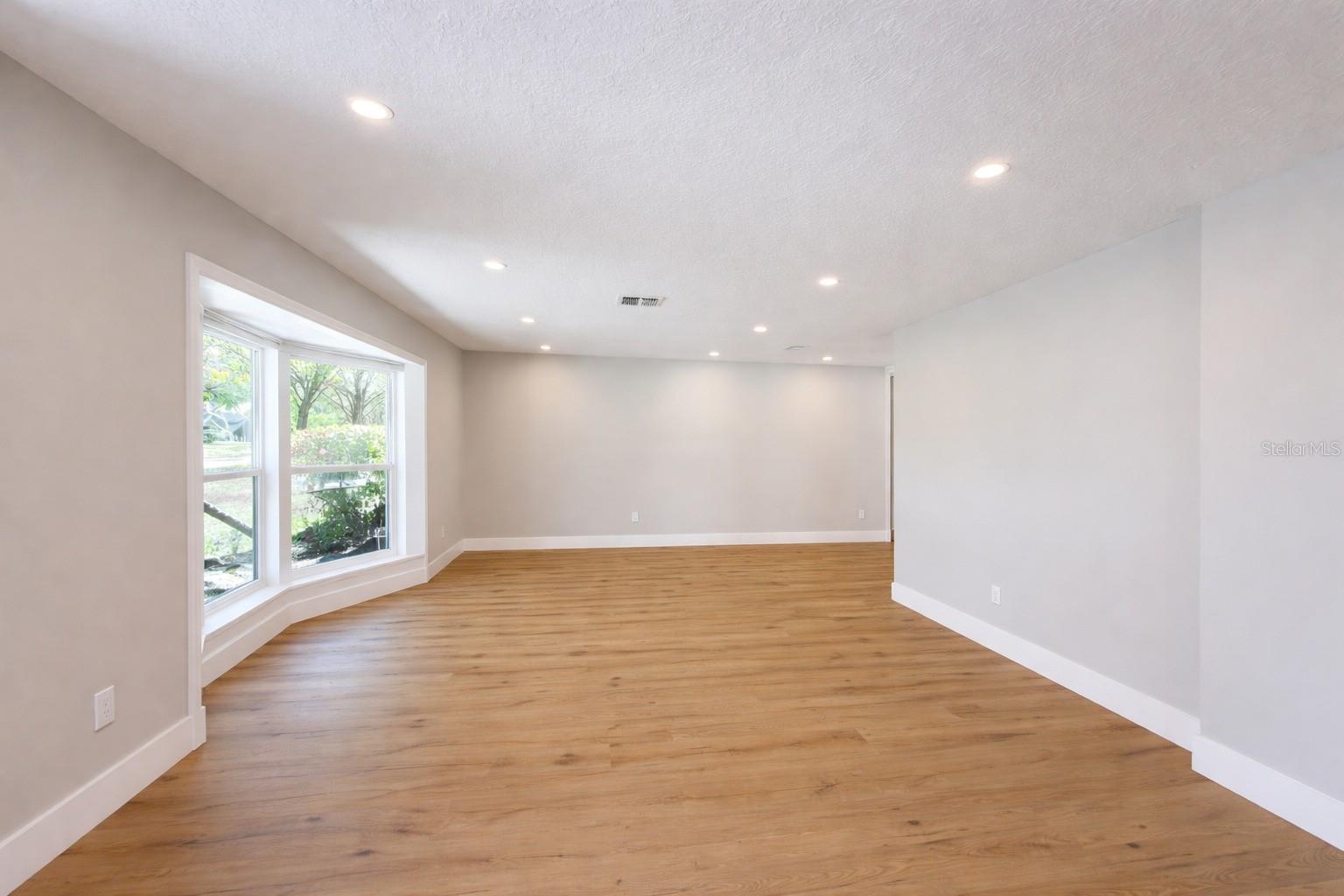 ERROL ESTATE - Residential