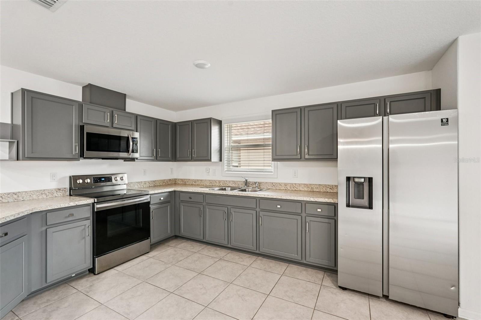 BAYOU PASS VILLAGE PH FIVE - Residential