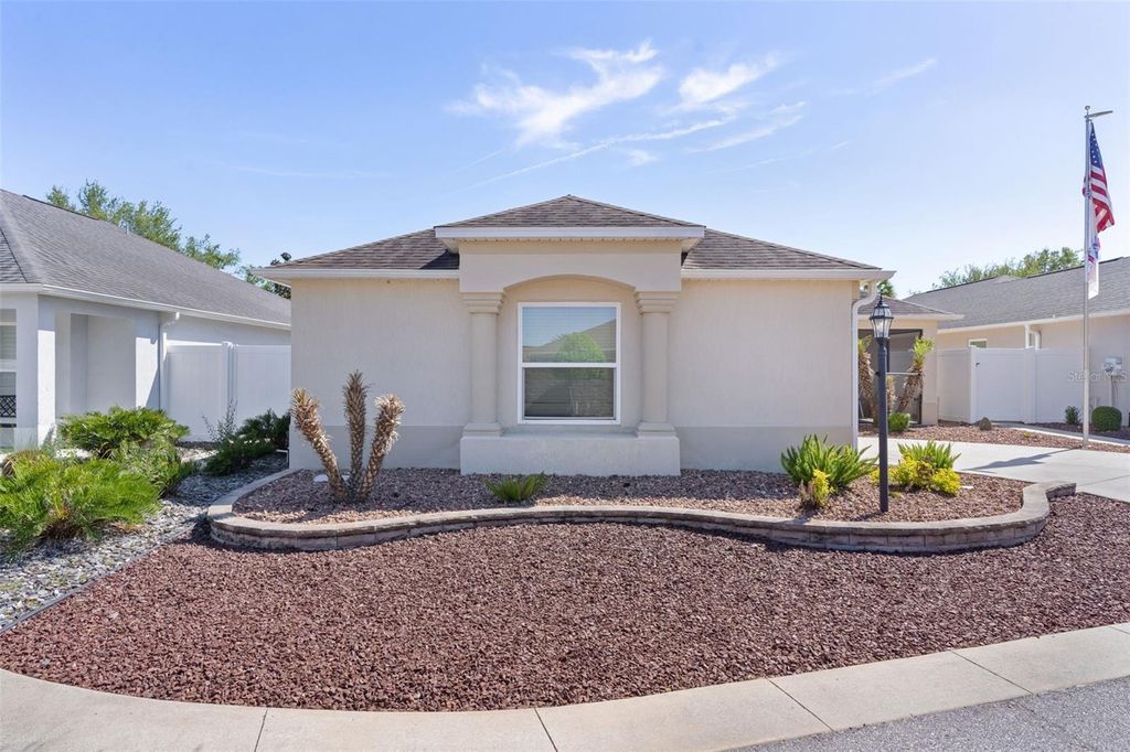 Photo of 9224 SE 168th Cook Place, The Villages, FL 32162 (MLS # G5110619)