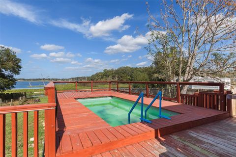 A home in BROOKSVILLE