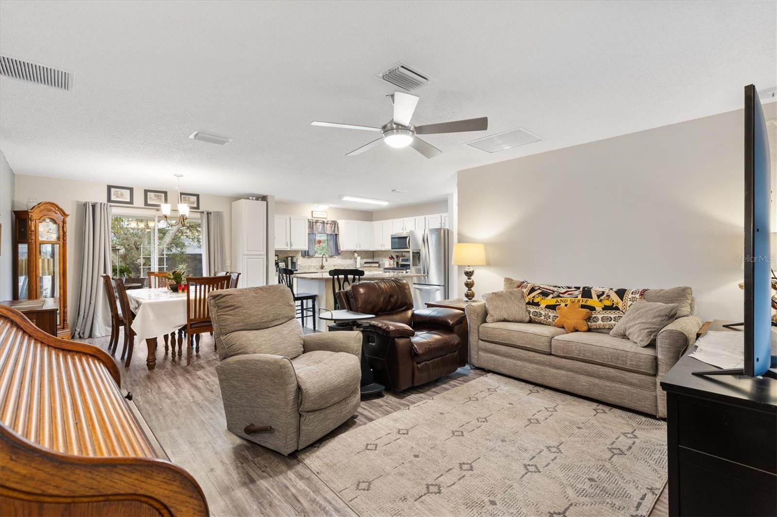 8425 SE 177TH BARTRAM LOOP