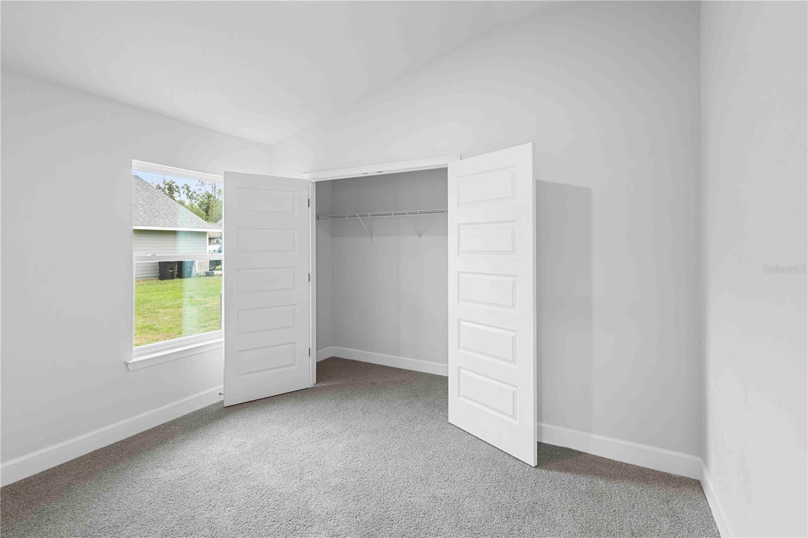 PRESERVE/LAUREL LAKE - Residential