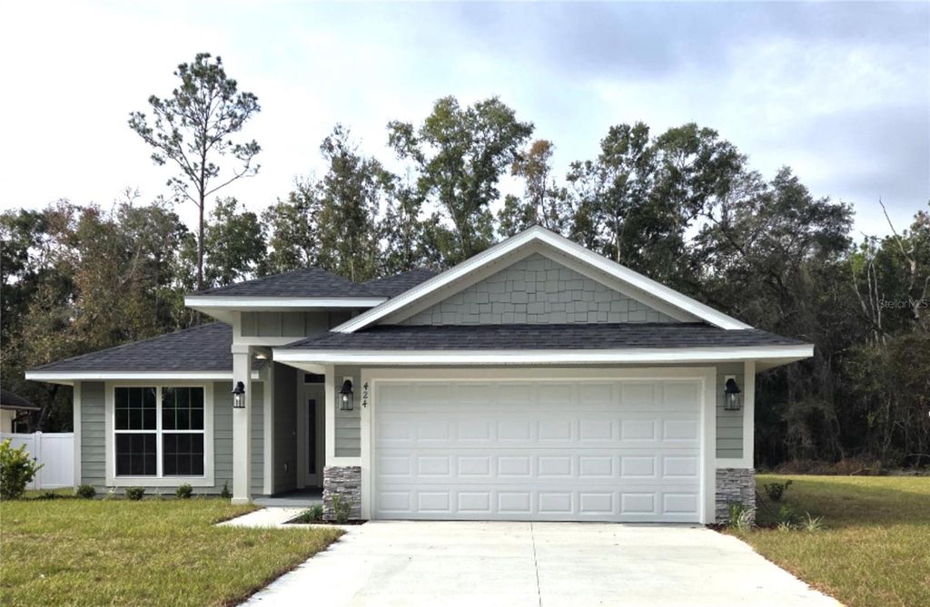 Photo of 424 SW Silver Palm Drive, Lake City, FL 32024 (MLS # GC536732)