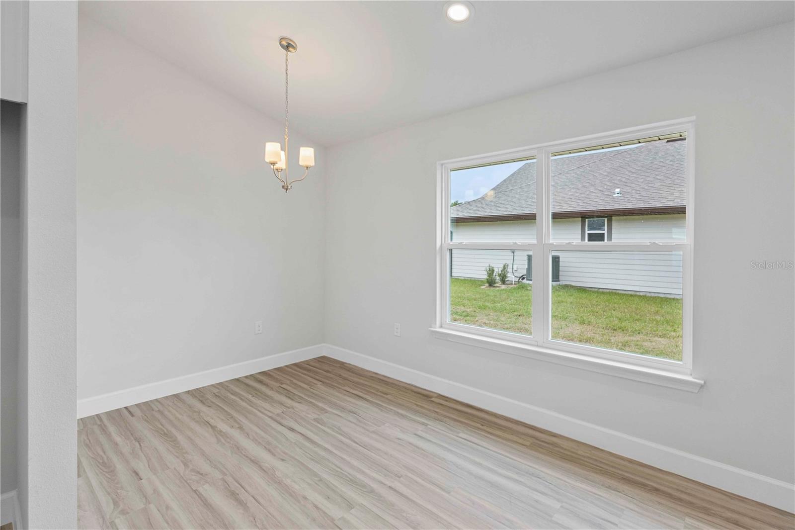 PRESERVE/LAUREL LAKE - Residential