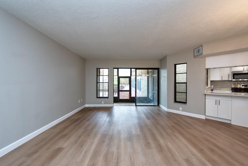 LAKE TARPON VILLAS CONDO - Residential