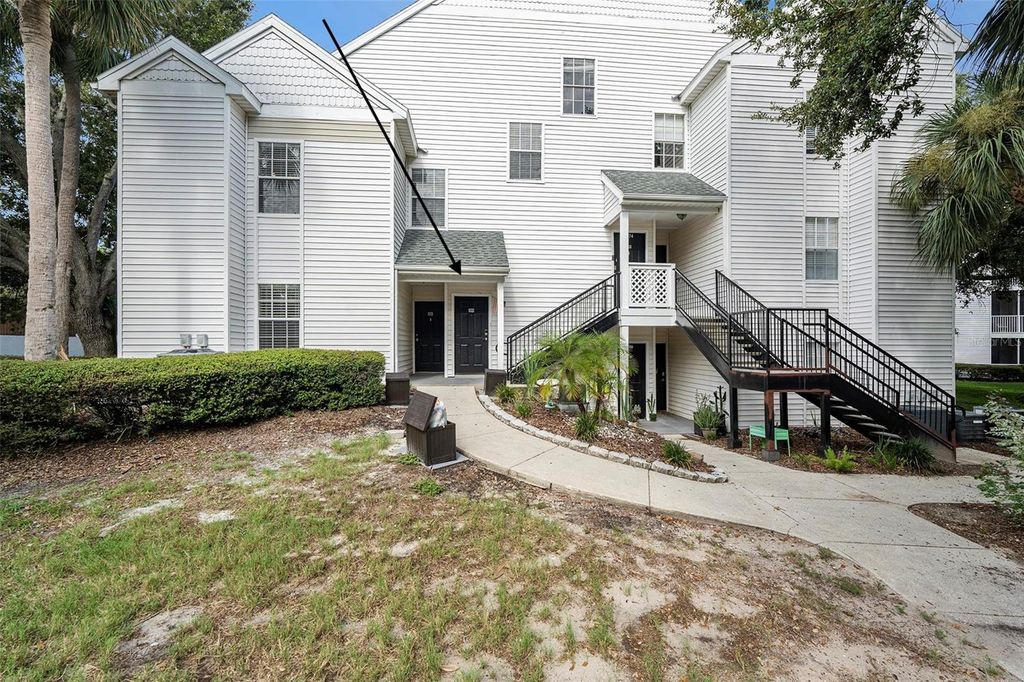 Photo of 3274 Haviland Court #204, Palm Harbor, FL 34684 (MLS # TB8419983)