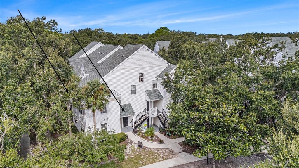 Photo of 3274 Haviland Court #204, Palm Harbor, FL 34684 (MLS # TB8419983)
