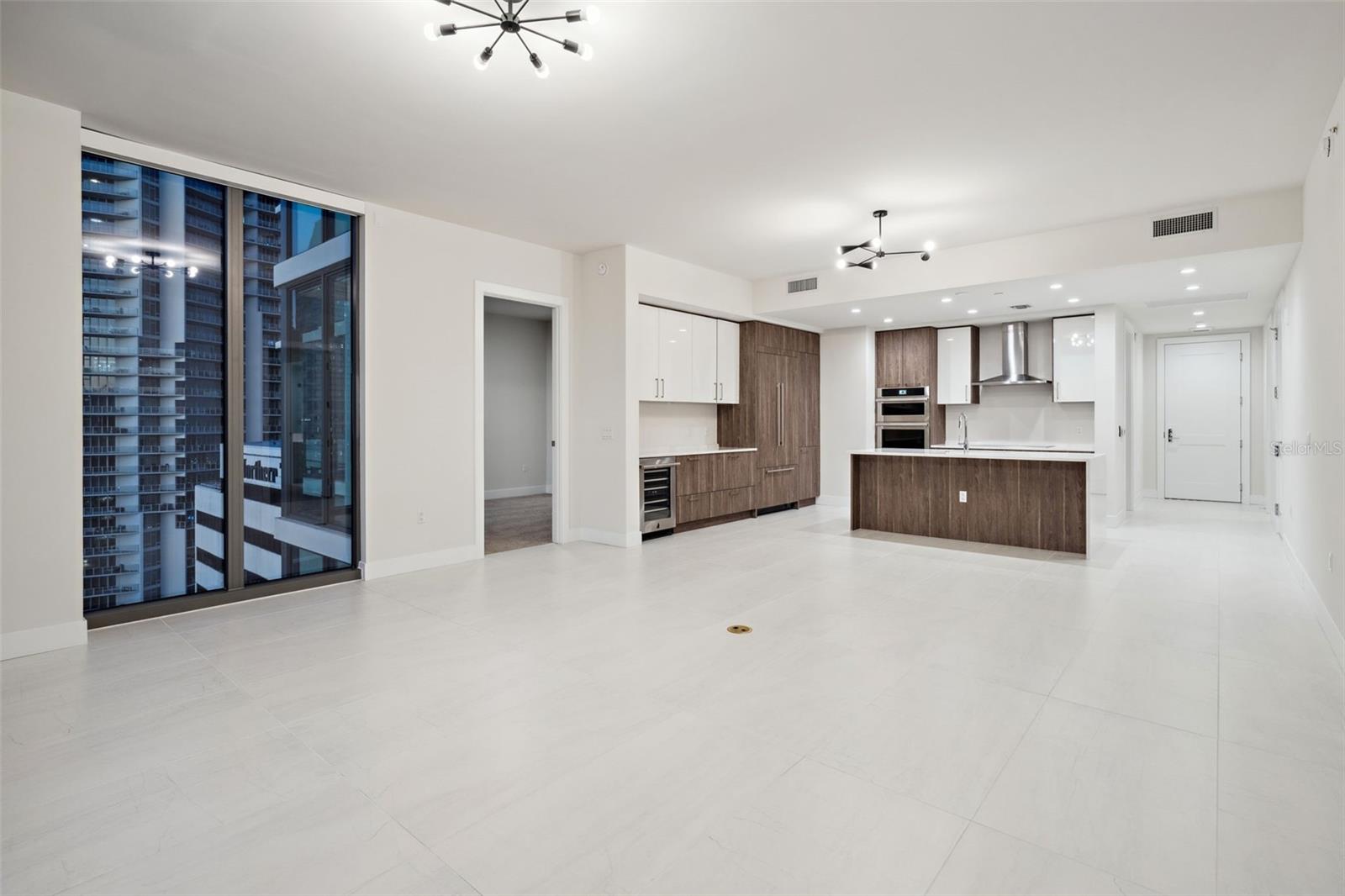 301 1ST STREET S 1605