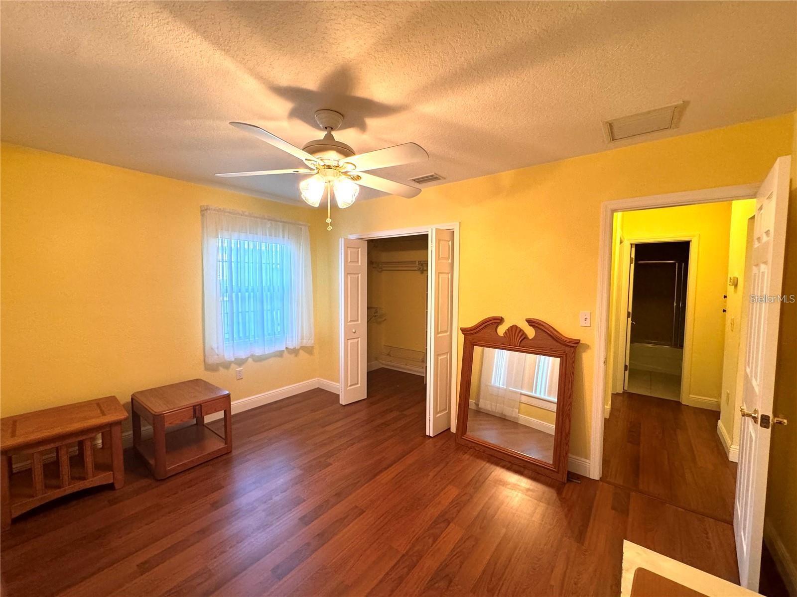 RIDGE CREST SUB - Residential Lease