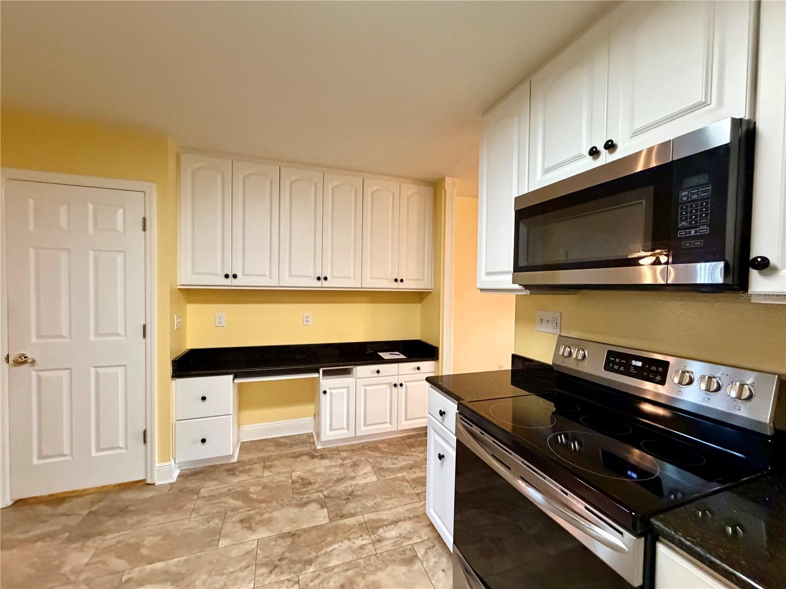 RIDGE CREST SUB - Residential Lease