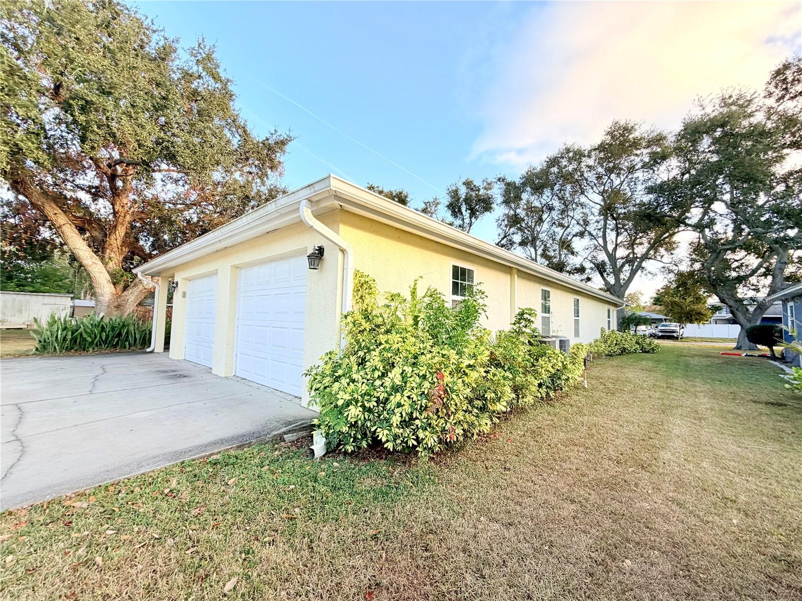 RIDGE CREST SUB - Residential Lease