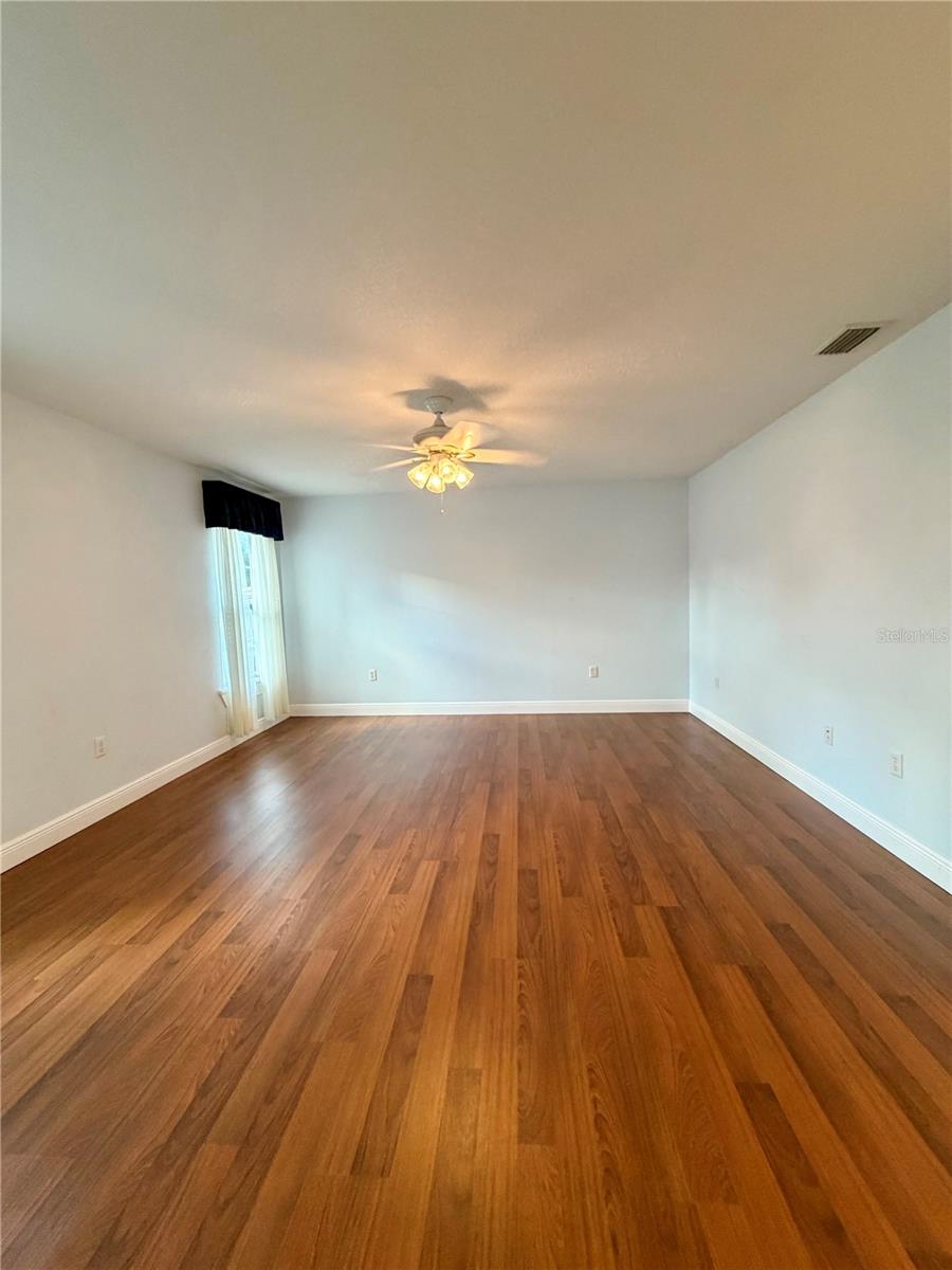 RIDGE CREST SUB - Residential Lease