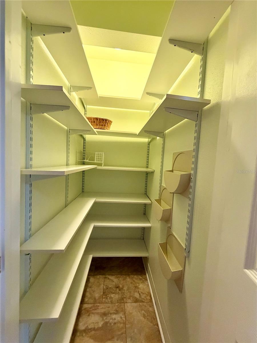 RIDGE CREST SUB - Residential Lease