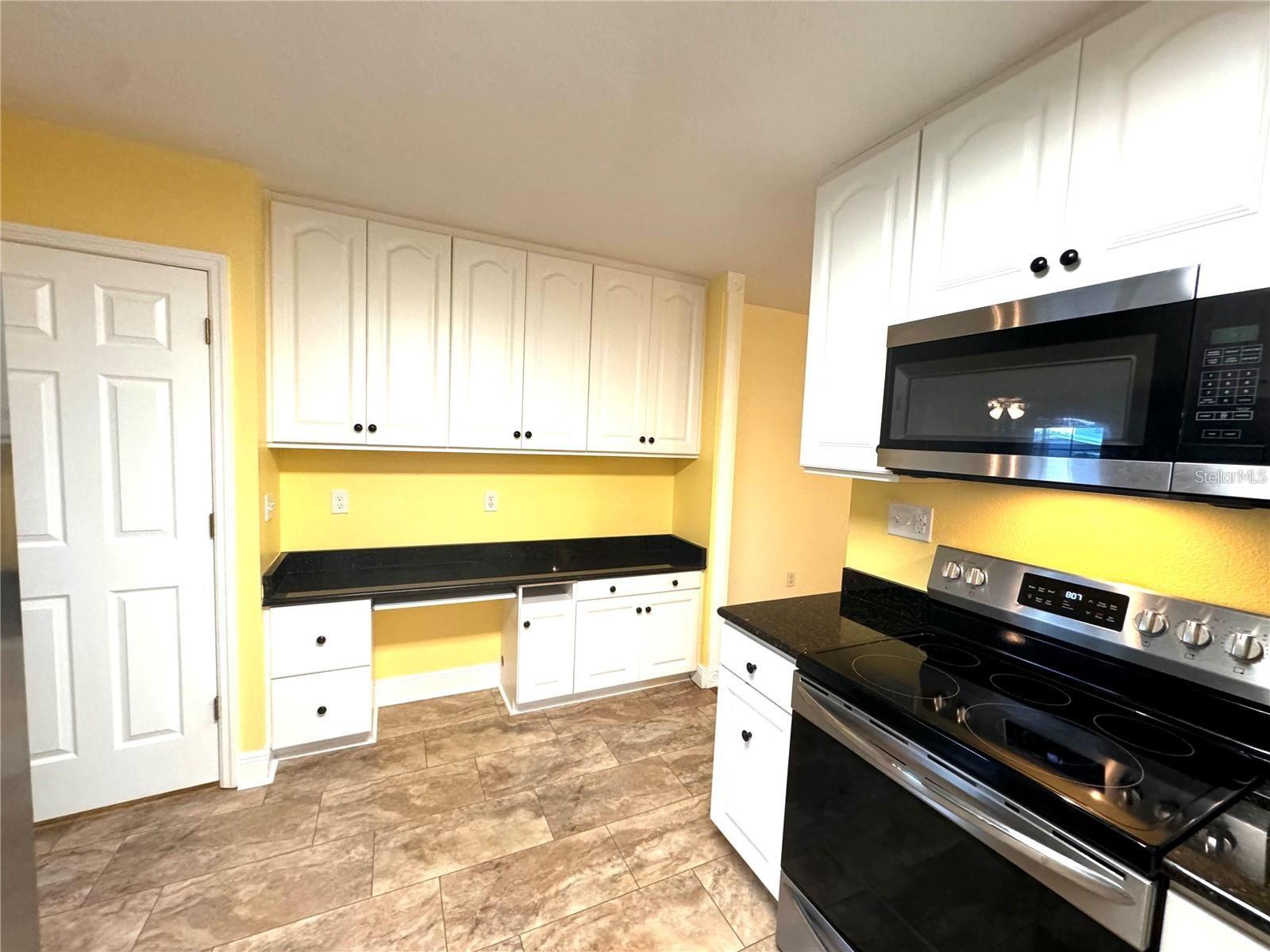 RIDGE CREST SUB - Residential Lease