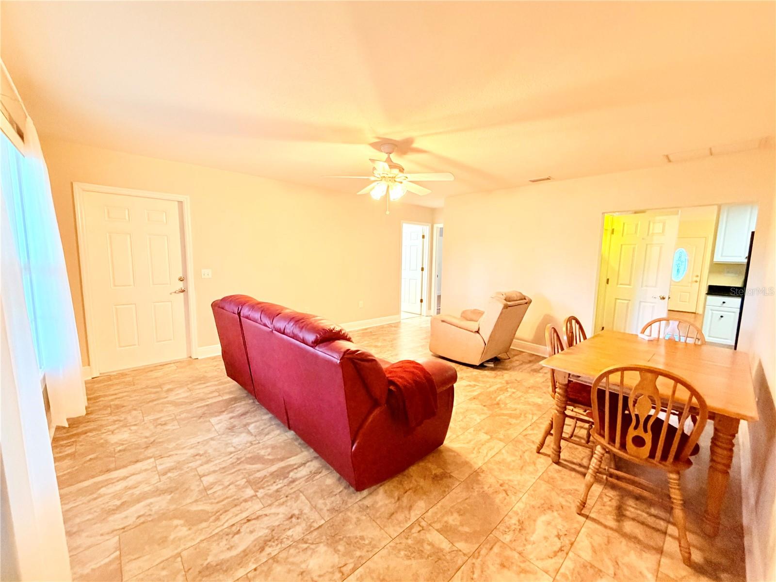 RIDGE CREST SUB - Residential Lease