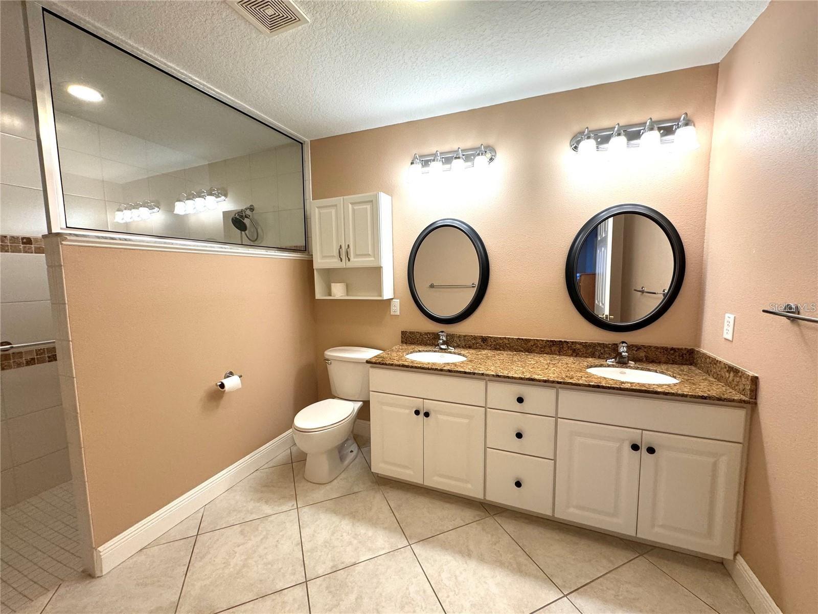 RIDGE CREST SUB - Residential Lease