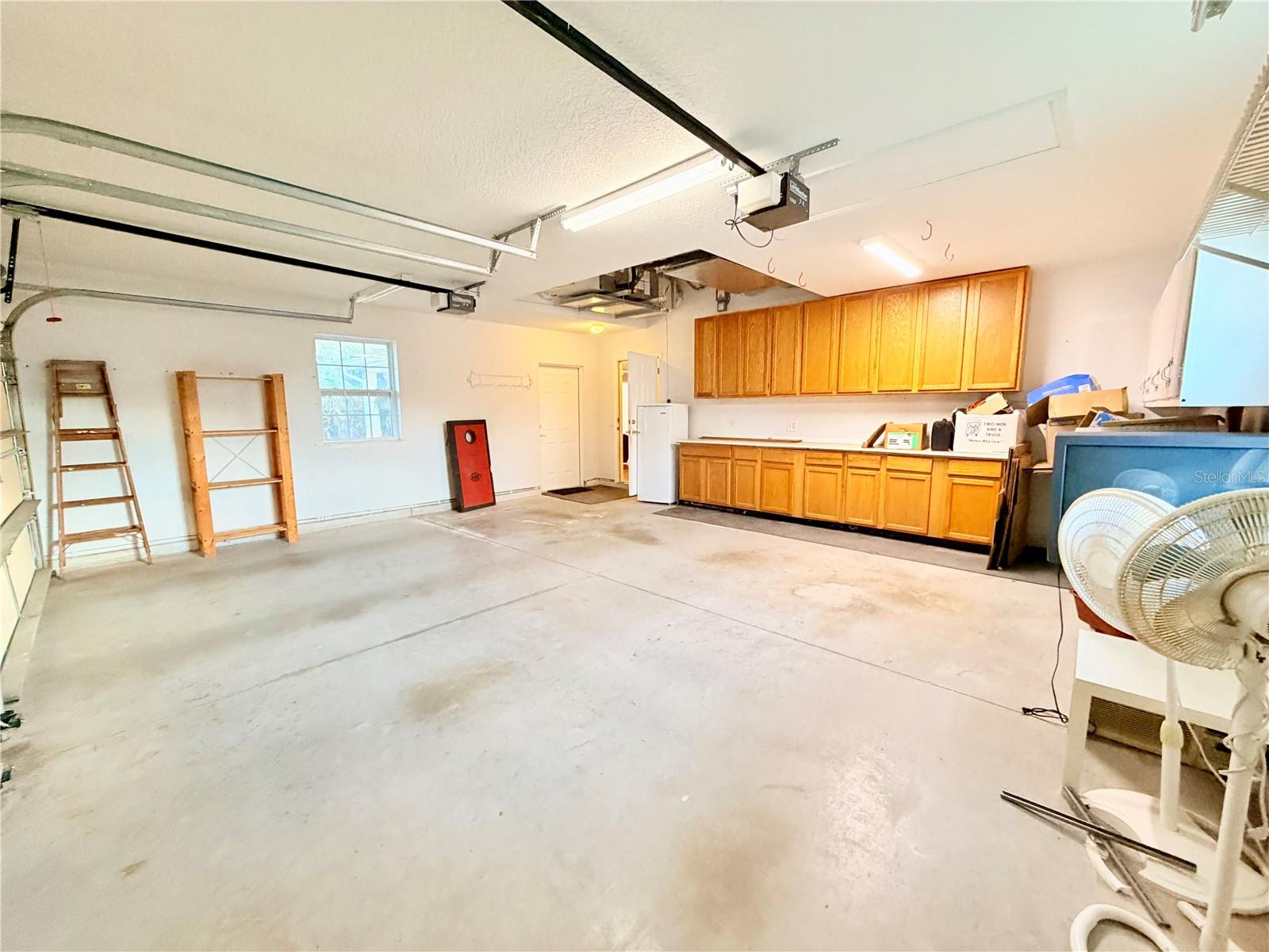 RIDGE CREST SUB - Residential Lease