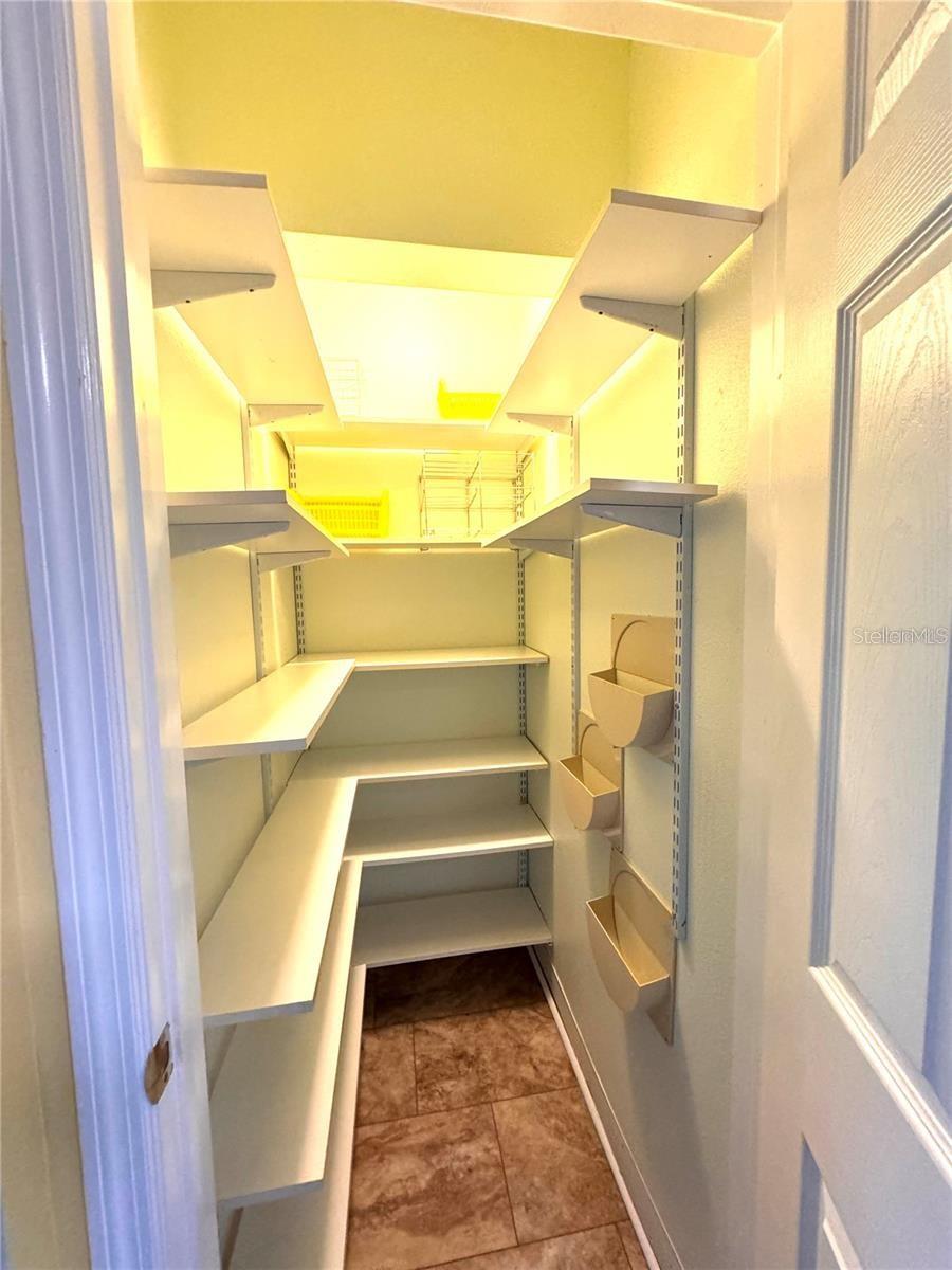 RIDGE CREST SUB - Residential Lease